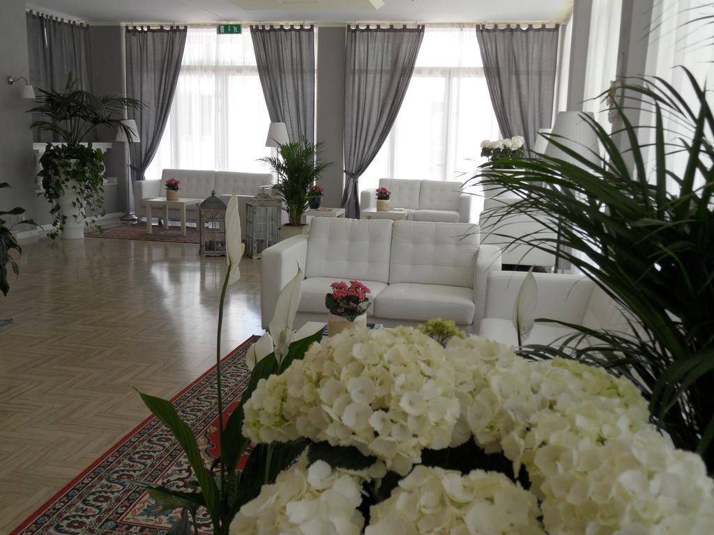 Hotel Monaco - Parcheggio Incluso Min 2 Gg Milano Marittima Exterior foto